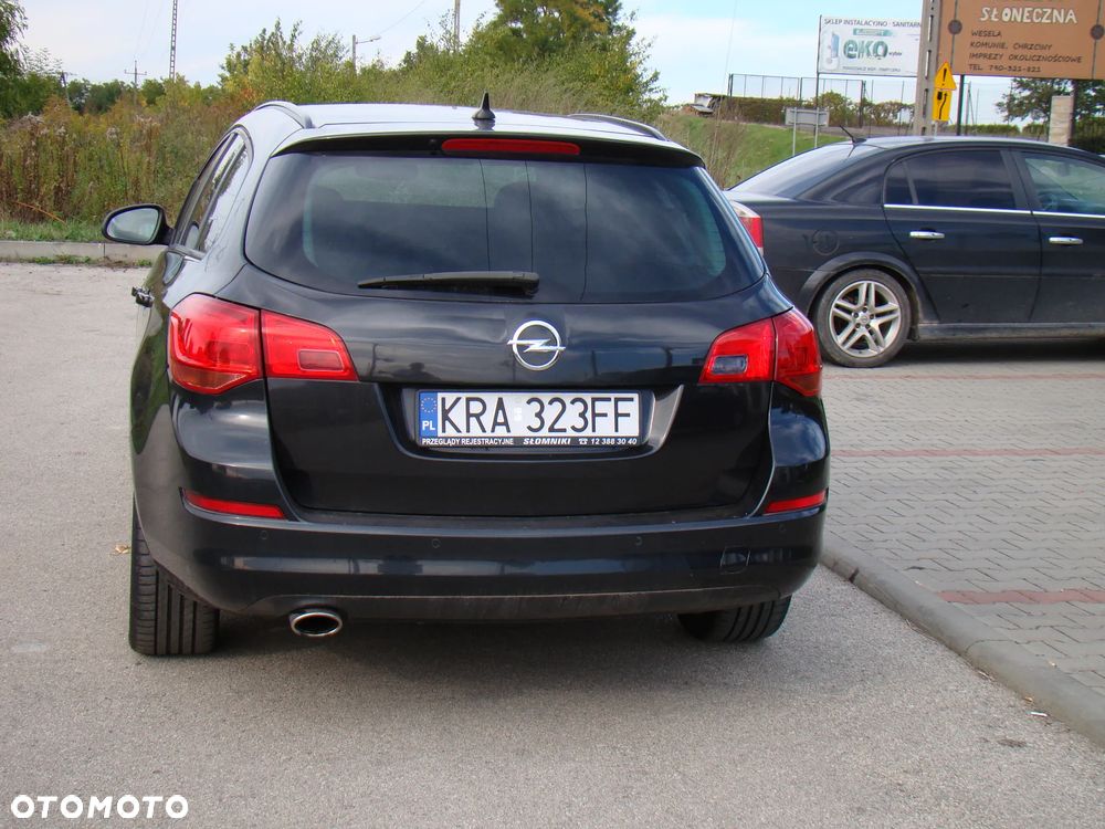 Opel Astra 1.4 T Cosmo S&S EU6 - 9