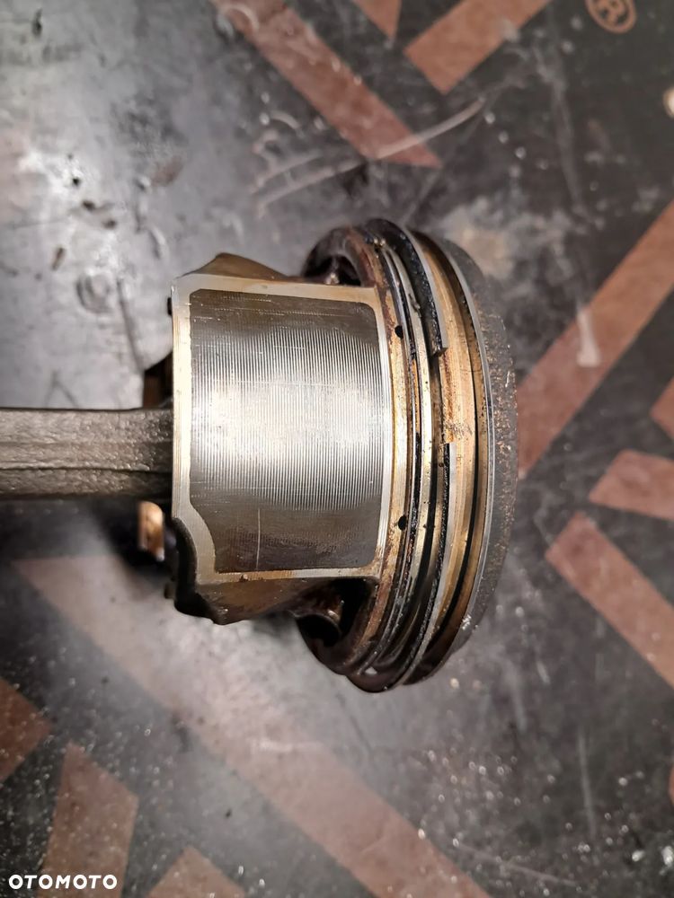 Tłok Korbowód Silnika 1.8TFSI TSI CDH Audi VW Seat Skoda - 7