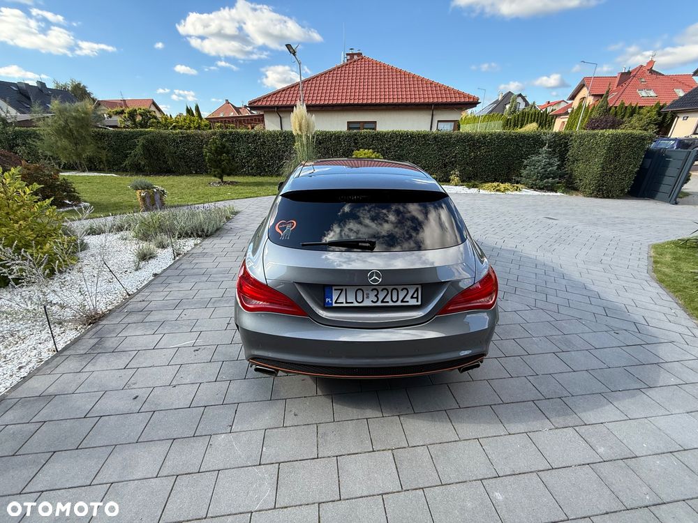 Mercedes-Benz CLA 200 7G-DCT - 5