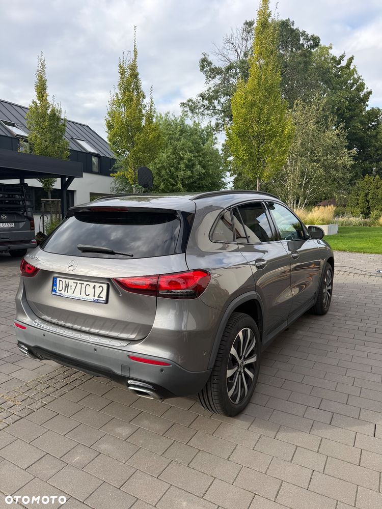 Mercedes-Benz GLA 200 Business Edition - 3