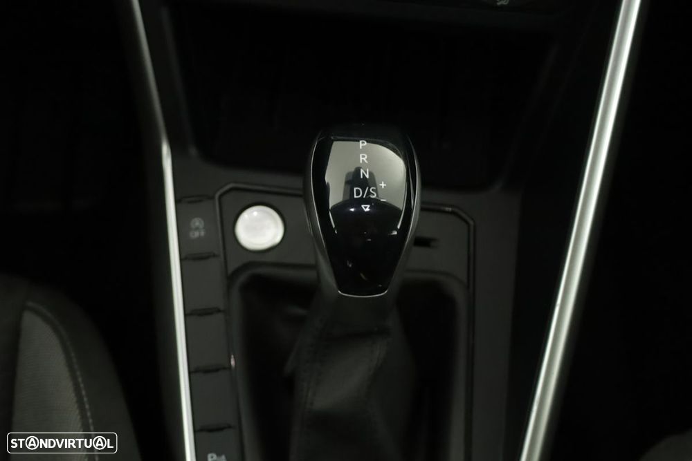 VW Taigo 1.0 TSI Urban DSG - 12