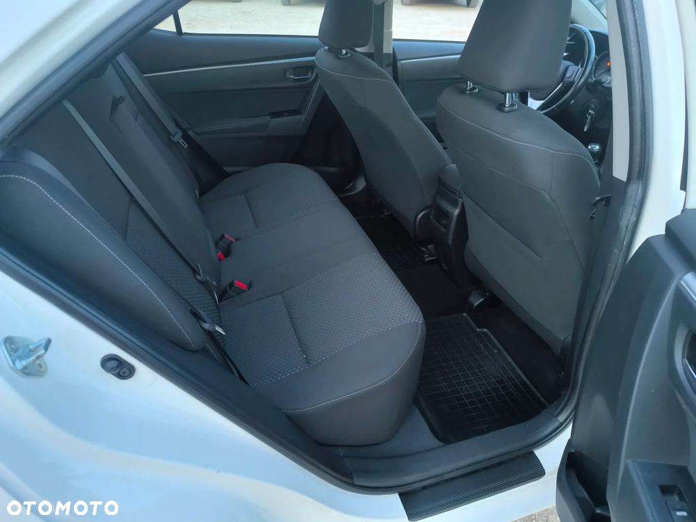 Toyota Corolla 1.6 Prestige - 10