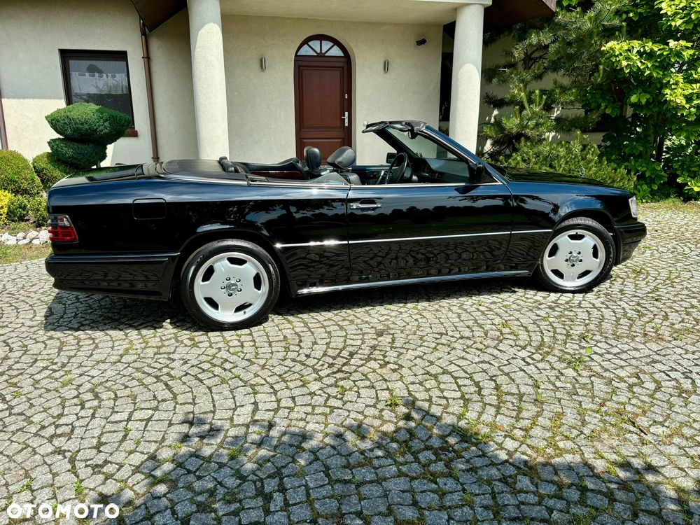 Mercedes-Benz Klasa E - 8