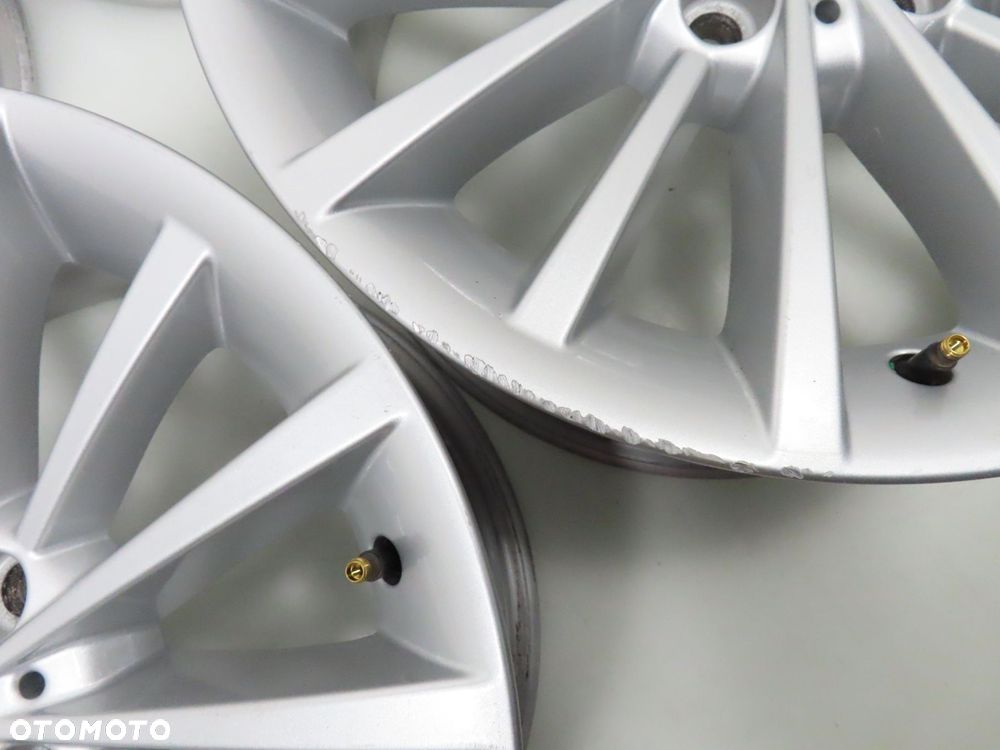 Alufelgi 17'' BMW 3 E90 E91 E92 E93 5x120 8J ET34 6783630 - 5