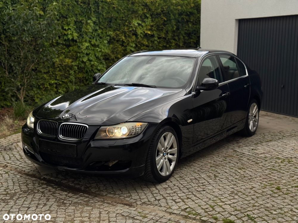 BMW Seria 3 325d DPF Edition Sport - 2