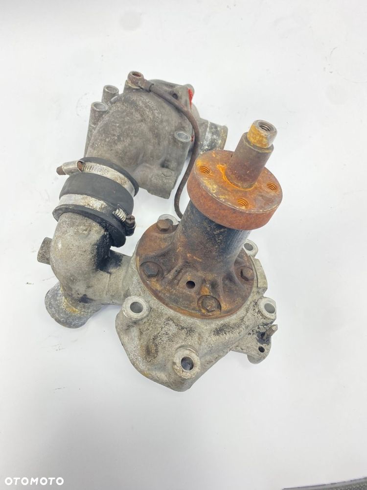 POMPA WODY OBUDOWA TERMOSTATU MERCEDES W123 W126 R107 280 M110 1102010701 - 8