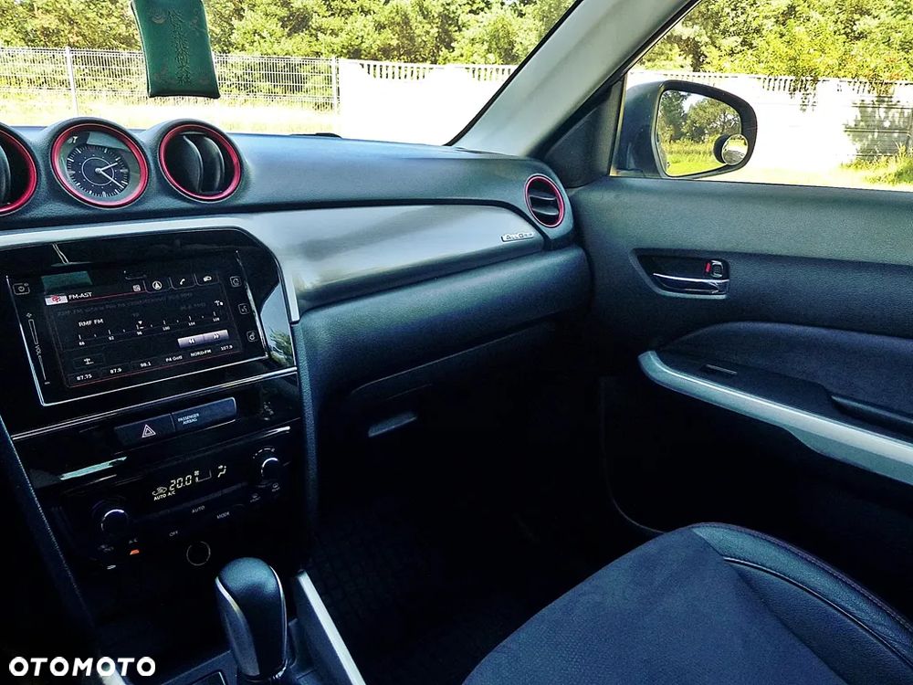 Suzuki Vitara 1.4 Boosterjet XLED Sun 4WD - 34