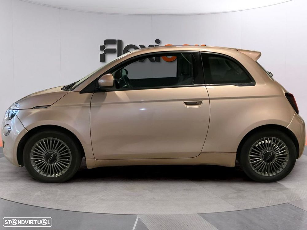 Fiat 500e 42 kWh Icon — fotografia 4