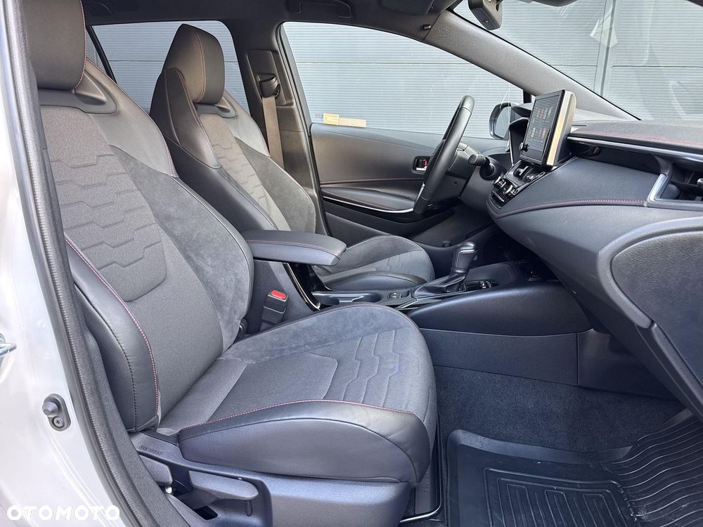 Toyota Corolla 1.8 Hybrid GPF Executive - 16