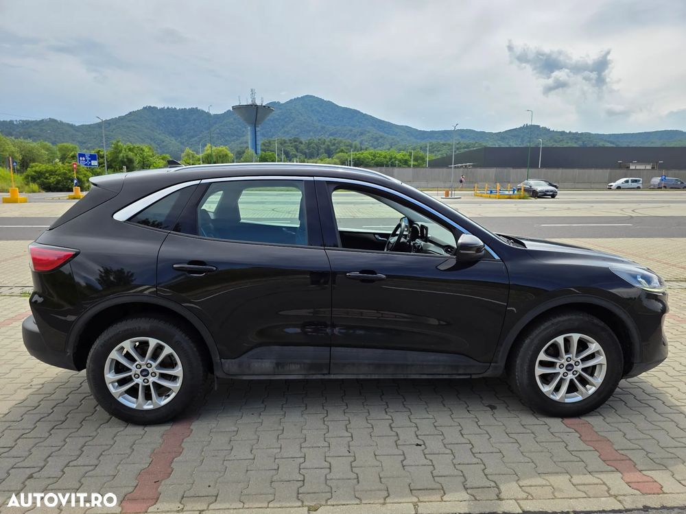 Ford Kuga - 11