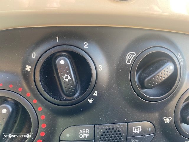 Fiat 500C 0.9 TwinAir S&S Dualogic Cult - 21