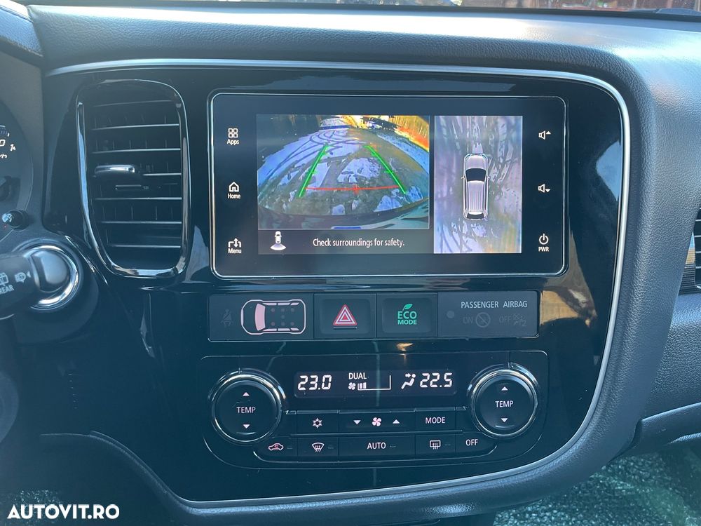 Mitsubishi Outlander - 20