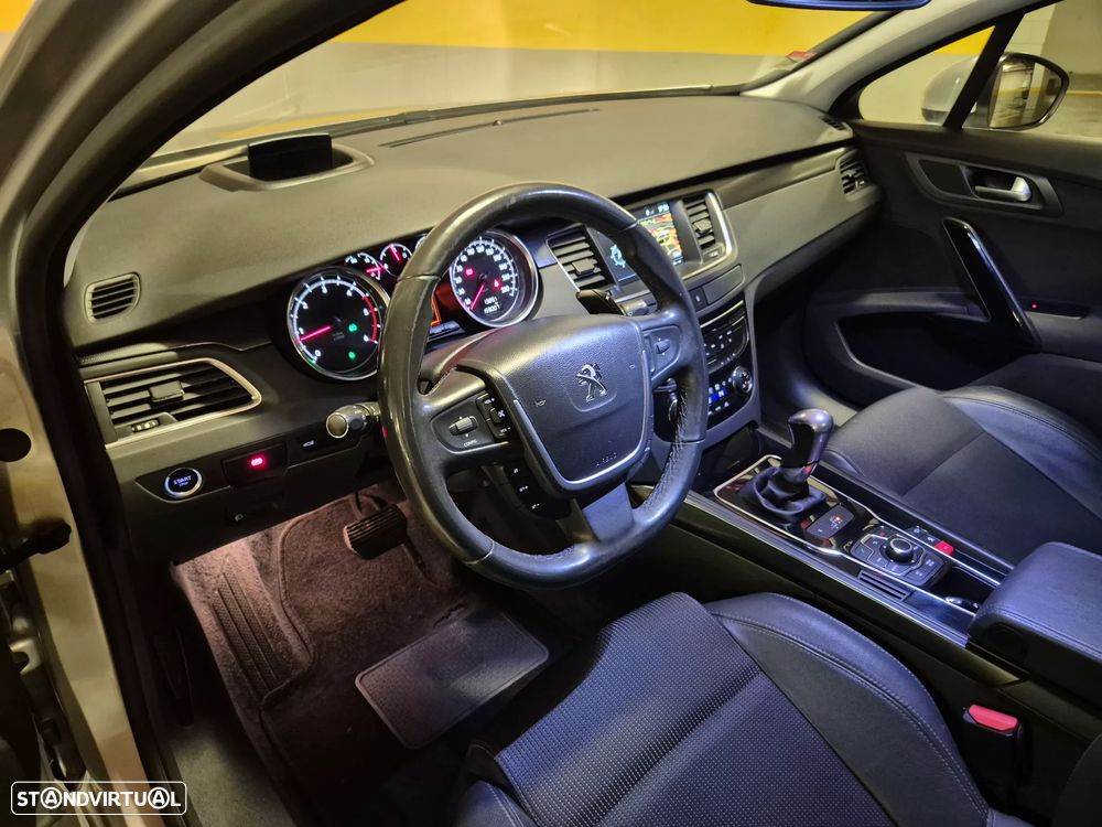 Peugeot 508 SW 1.6 e-HDi Allure 2-Tronic - 28