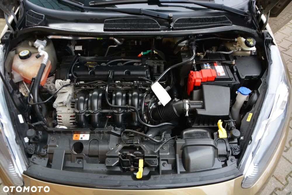 Ford Fiesta 1.25 SYNC Edition - 12