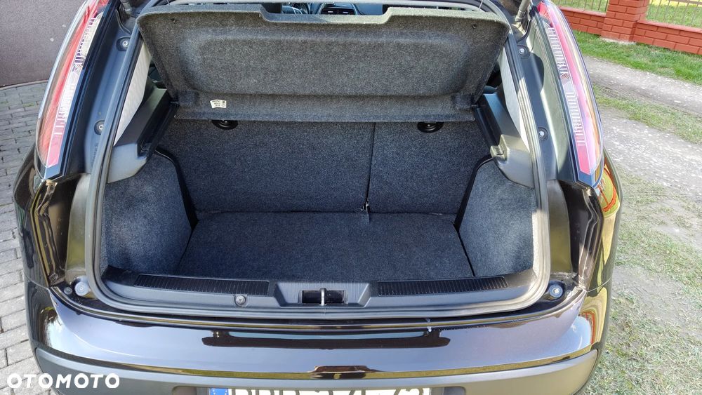 Fiat Punto Evo 1.4 8V Racing - 24