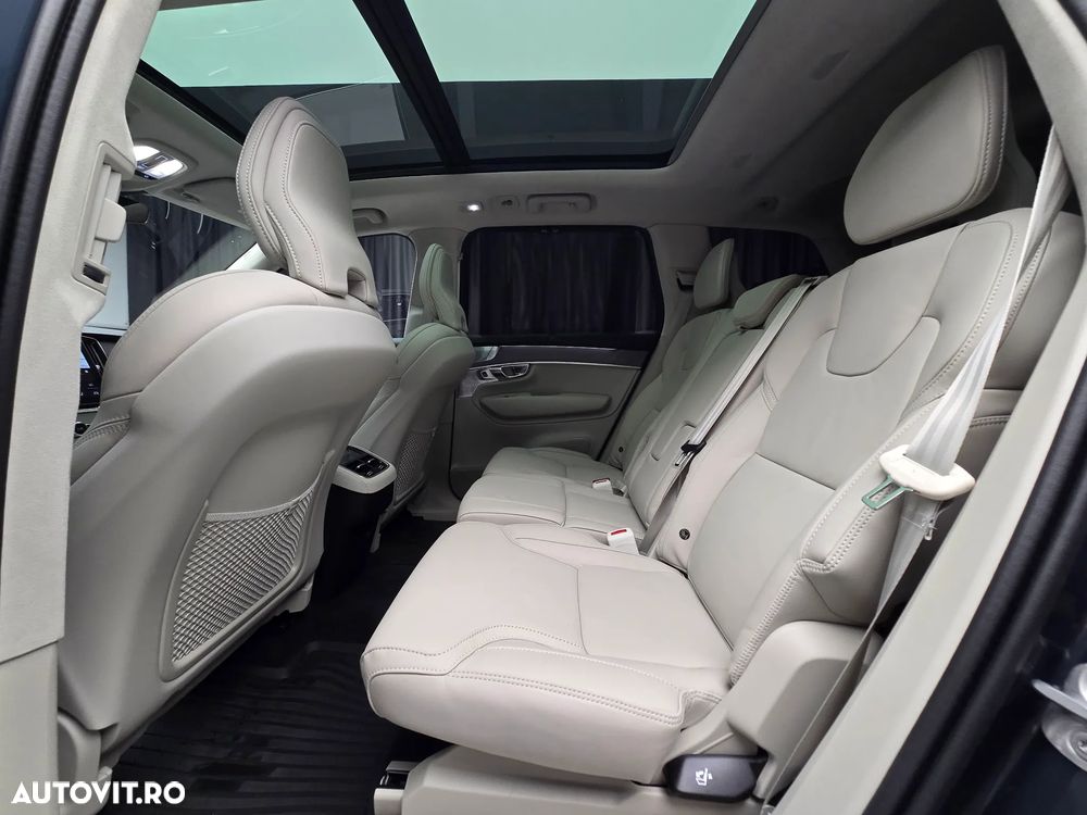 Volvo XC 90 - 16