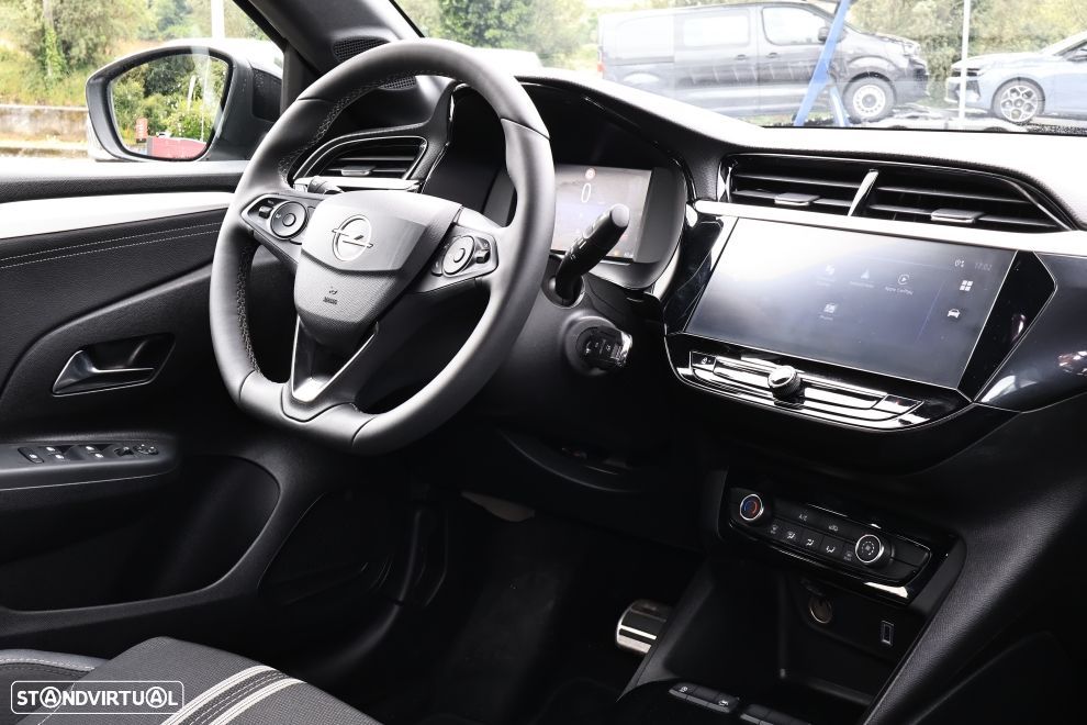 Opel Corsa 1.2 T Hybrid EdCT - 12