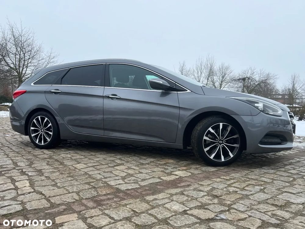 Hyundai i40 Kombi blue 1.7 CRDi DCT Premium - 15