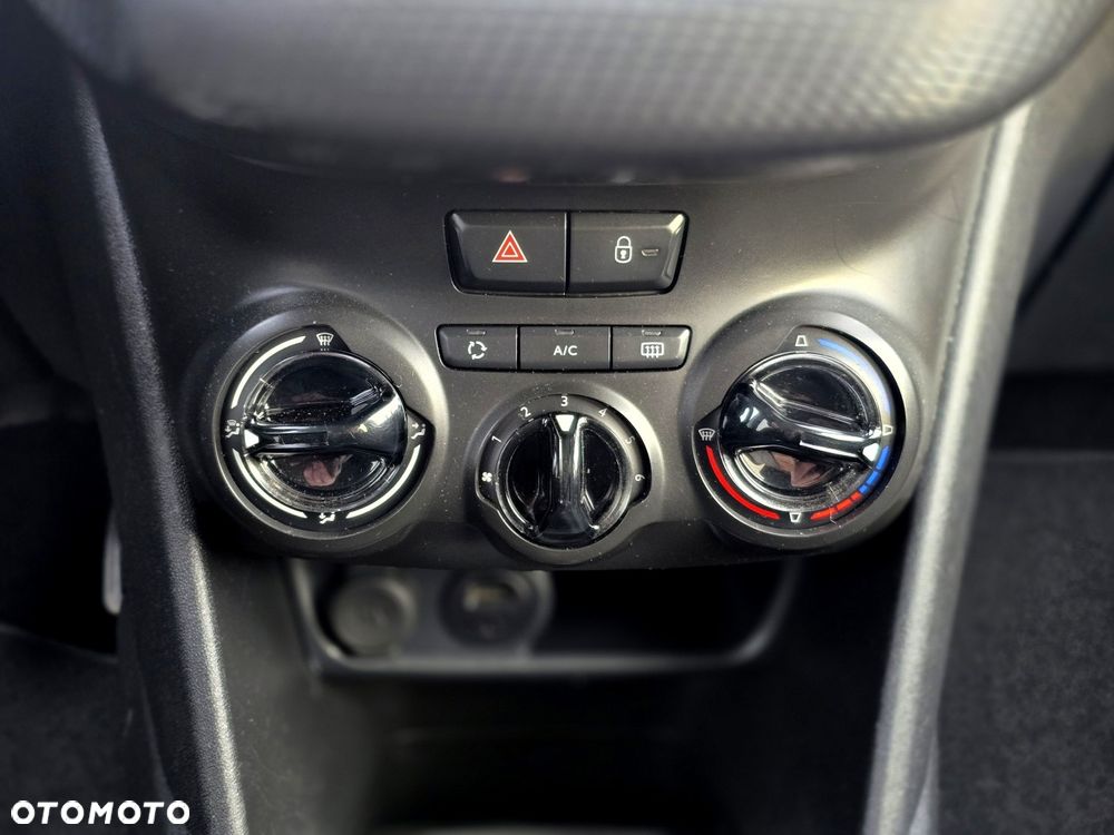 Peugeot 208 PureTech 82 Start & Stop Style - 17