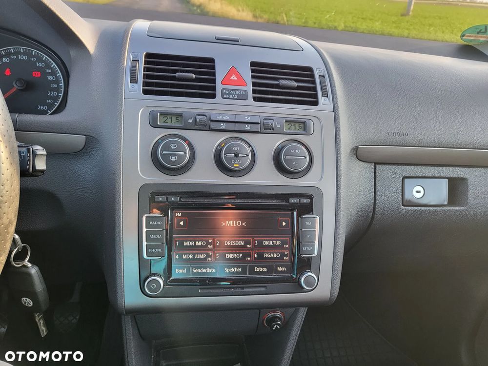 Volkswagen Touran 2.0 TDI DPF Cross - 13