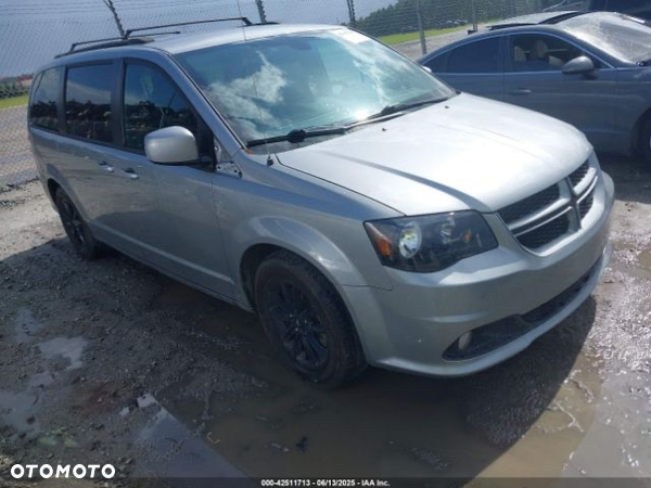 Dodge Grand Caravan 3.3 SE