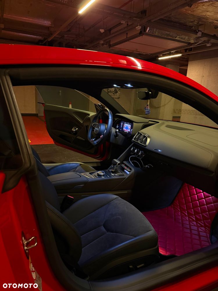 Audi R8 Coupé - 16