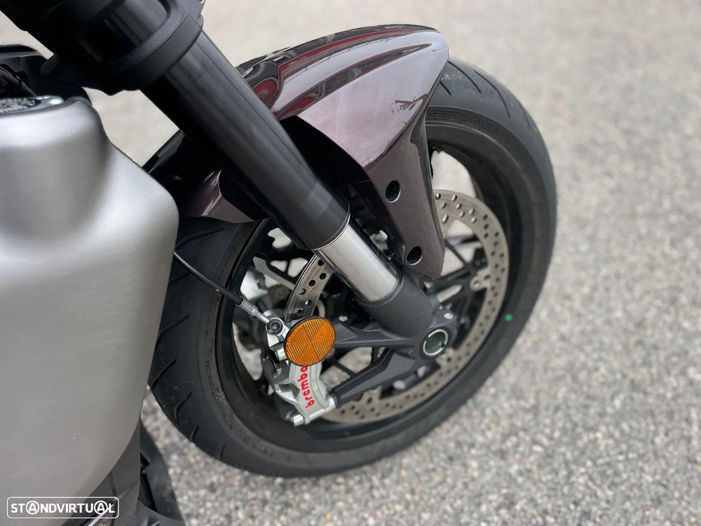 Ducati XDiavel V4 - 8