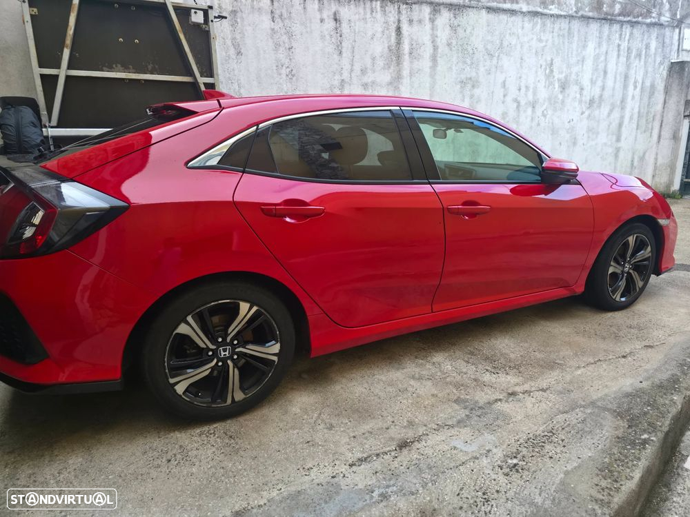 Honda Civic 1.0 i-VTEC Executive Premium - 5