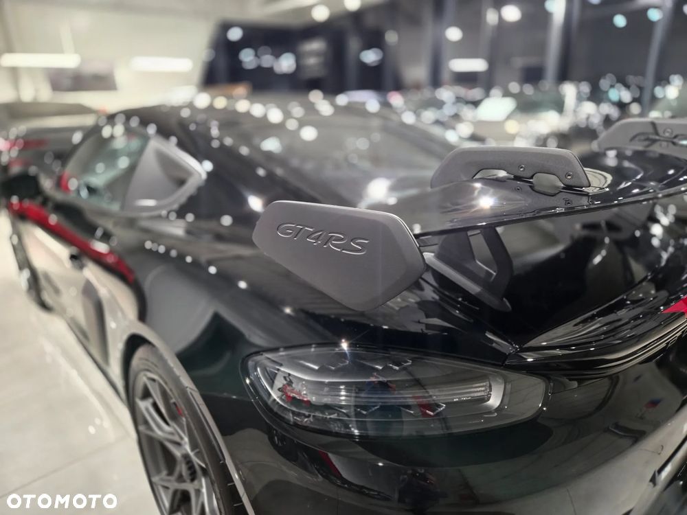 Porsche 718 Cayman - 19