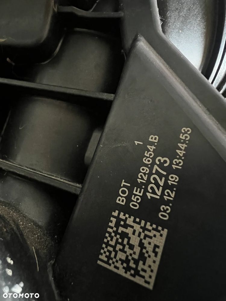 Q3 83A Silnik Wąż PRZEWÓD WODY KOMPLET WĘŻY DO SILNIKA KOD: DPC 5QA129684 05E129654B 05E133366 05E145674G 5QF122157AB 05E133723AE 5QF122101CJ 04E121064N 5Q0122291AK 5QF121049AG CENY W OPISIE - 3