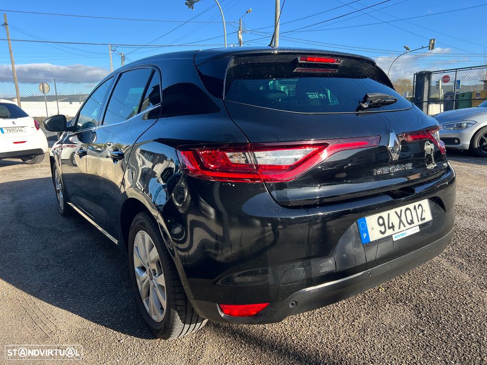 Renault Mégane 1.5 Blue dCi Limited - 6