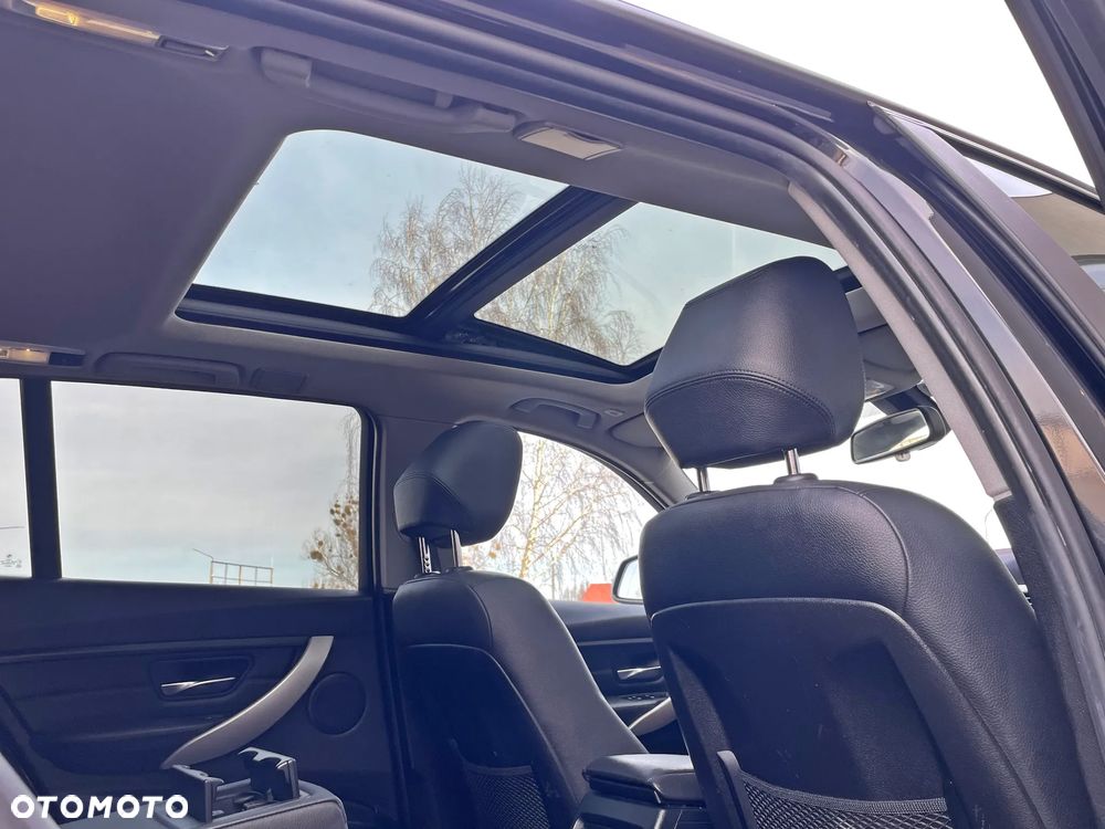 BMW Seria 3 320d Blue Performance Sport Line - 34