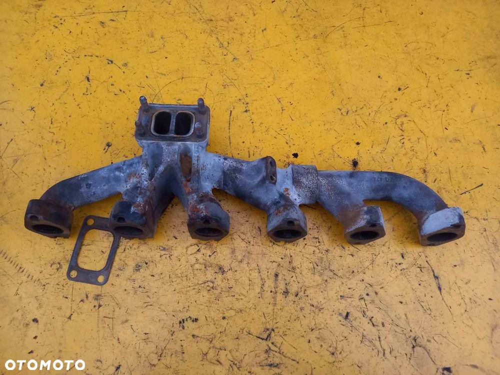 Kolektor wydechowy silnika New Holland T7.230 - 5