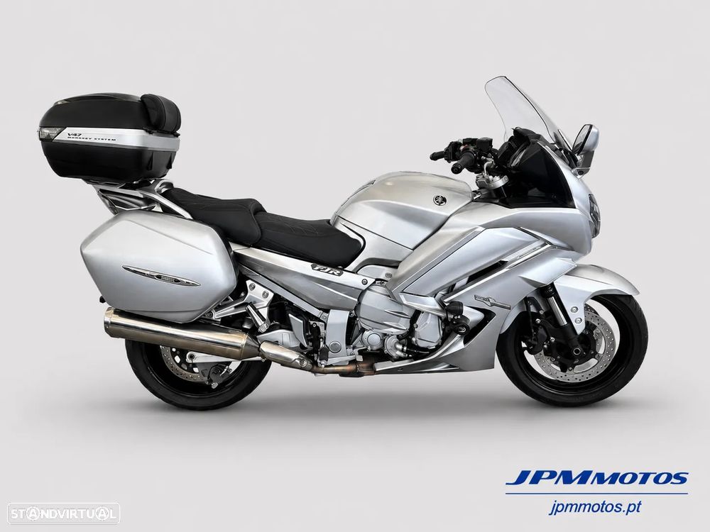 Yamaha FJR 1300 - 4