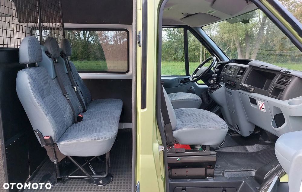 Ford Transit - 21