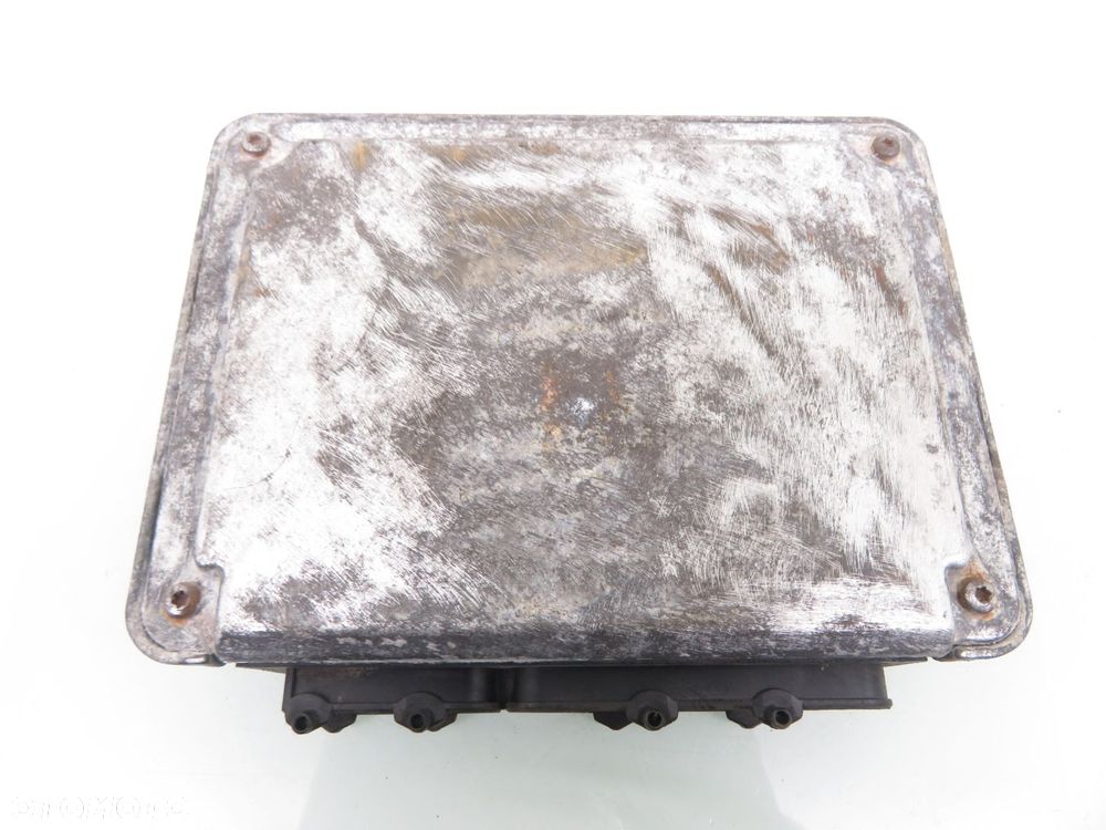 STEROWNIK SEAT CORDOBA I (6K1, 6K2) 1.9 SDI - AEY 038906013E 0281001689 - 2