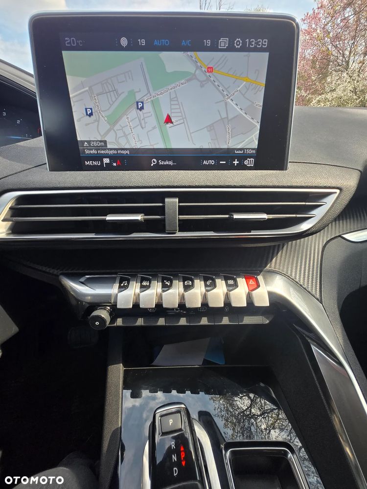 Peugeot 3008 1.6 BlueHDi Active S&S EAT6 - 8