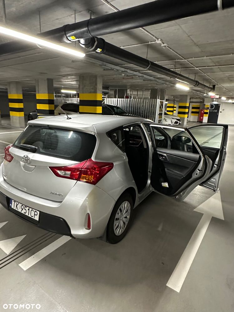 Toyota Auris - 7