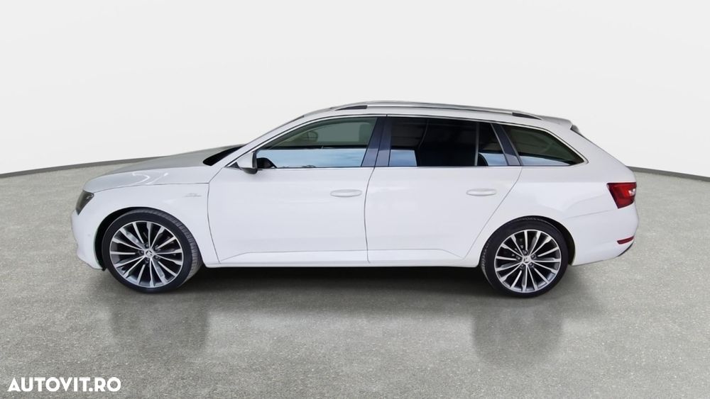 Skoda Superb 2.0 TDI 4X4 DSG Laurin & Klement - 10