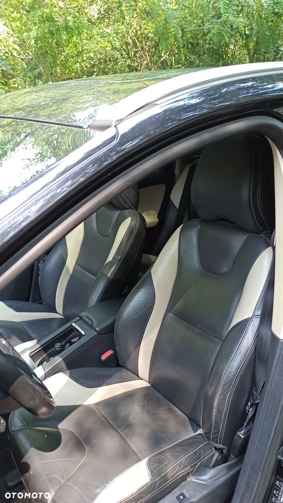 Volvo XC 60 D5 AWD Kinetic - 14