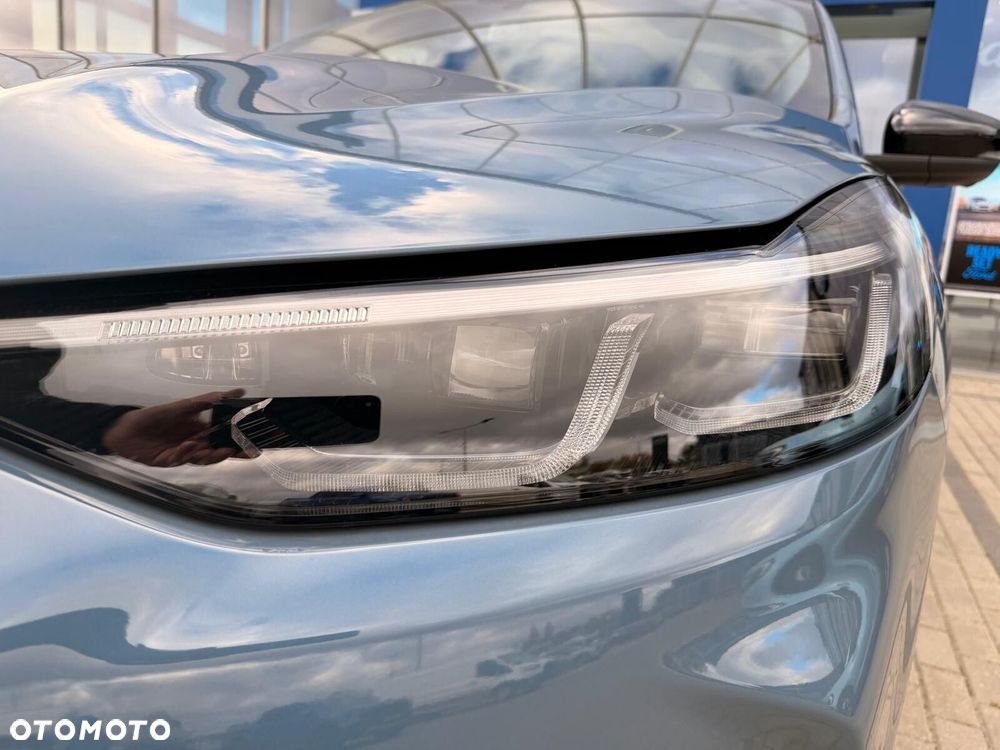 Ford Kuga - 12