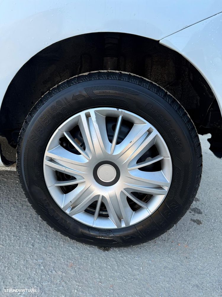 Renault Twingo 1.2 LEV 16V 75 Authentique - 7