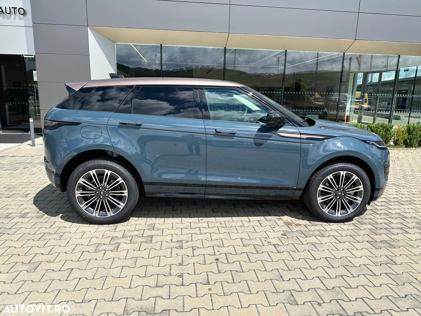 Land Rover Range Rover Evoque 2.0 P200 R-Dynamic SE - 3