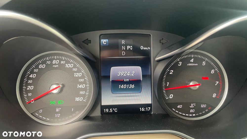 Mercedes-Benz Klasa C 300 7G-TRONIC - 13