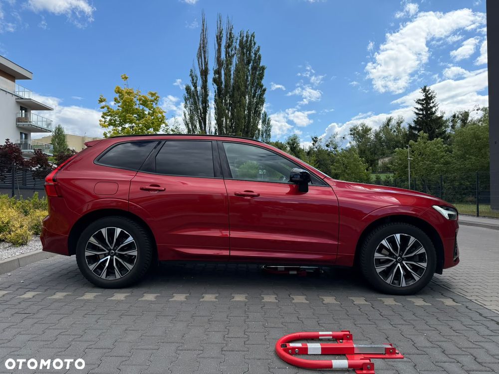 Volvo XC 60 B4 B Plus Dark - 7