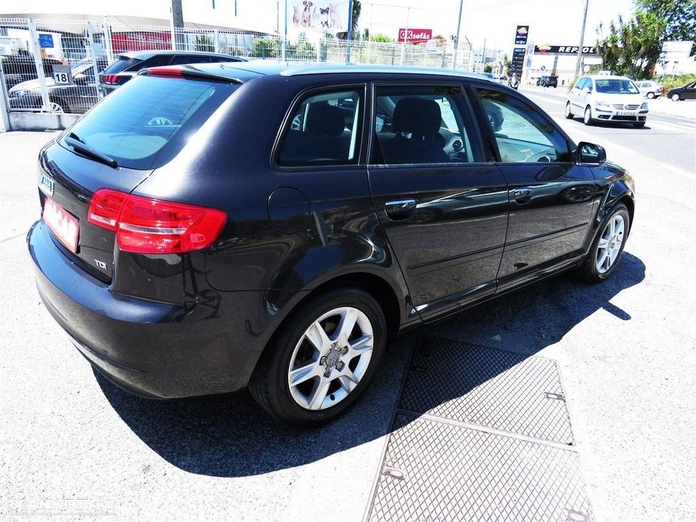 Audi A3 Sportback 1.6 TDI Attraction - 6