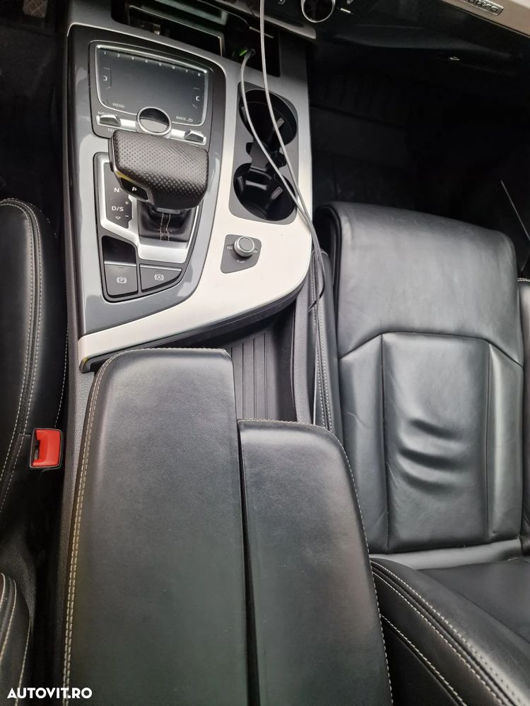 Audi Q7 3.0 TDI Quattro Tiptronic - 24