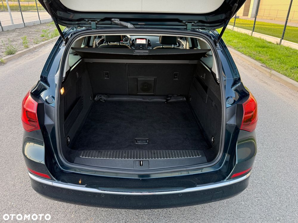 Opel Astra 1.4 Turbo Exklusiv - 34