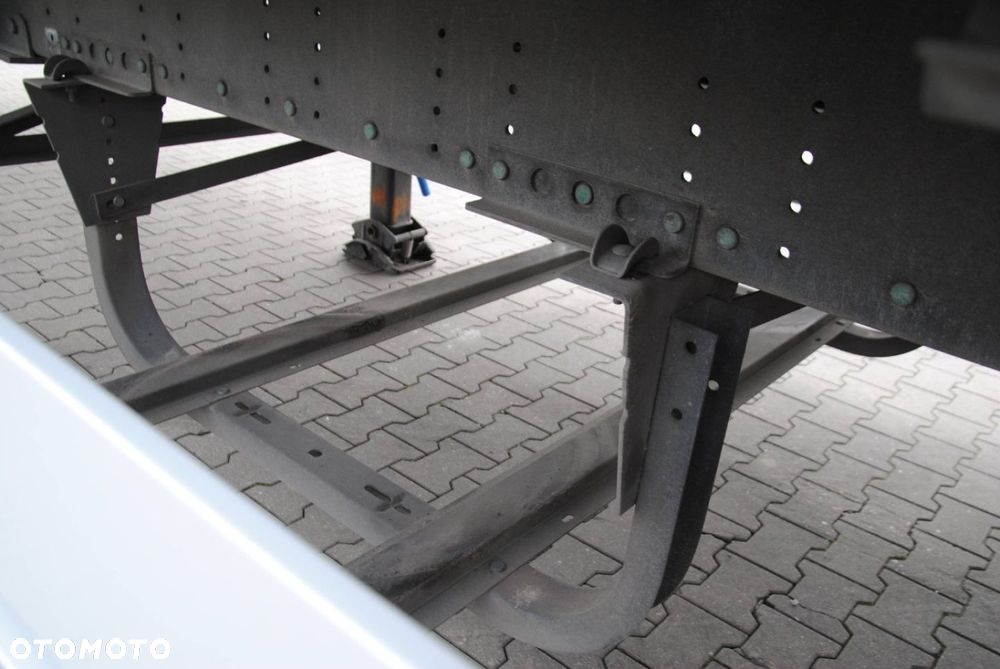 Schmitz Cargobull SCS kurtyna - 11