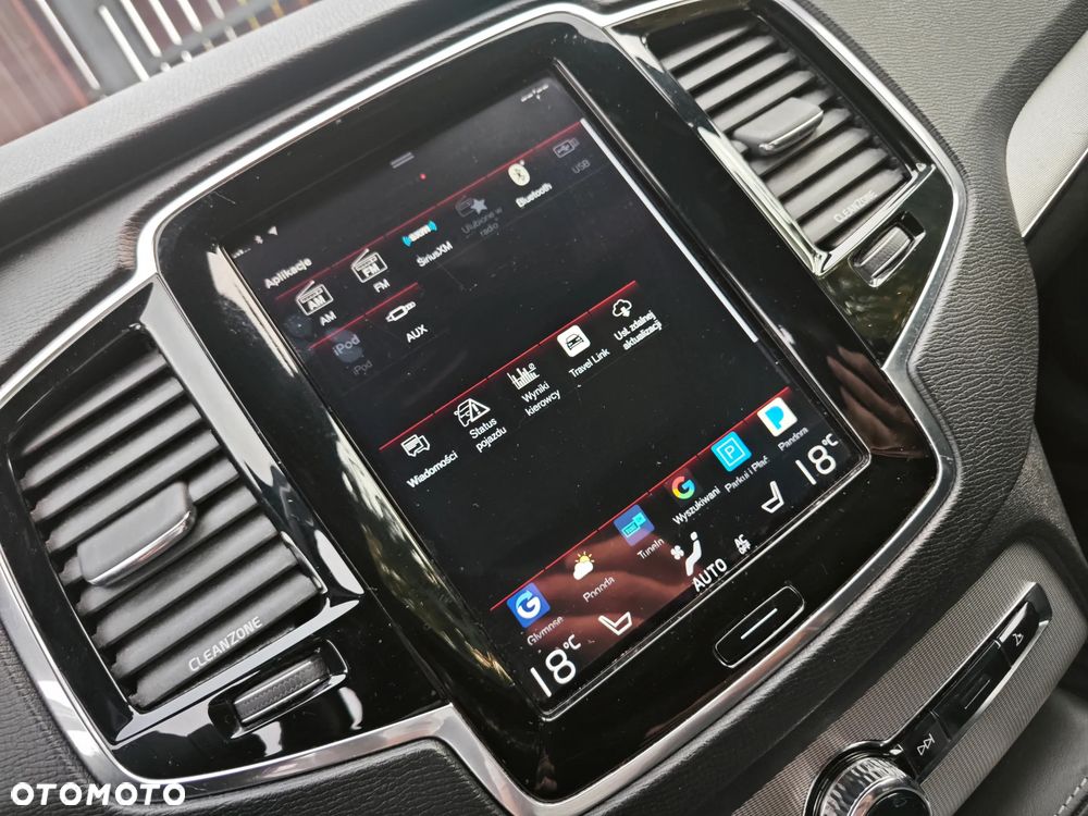 Volvo XC 90 - 23